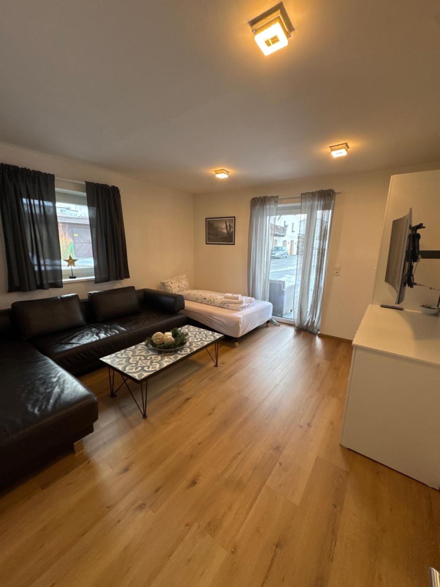 Apartments Oliver, Axams Innsbruck Ngoại thất bức ảnh